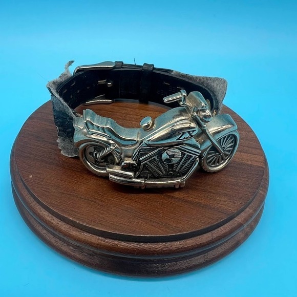 ZZY ZX Motorcycle‎ Watch Silver Tone Black Genuine Leather Band